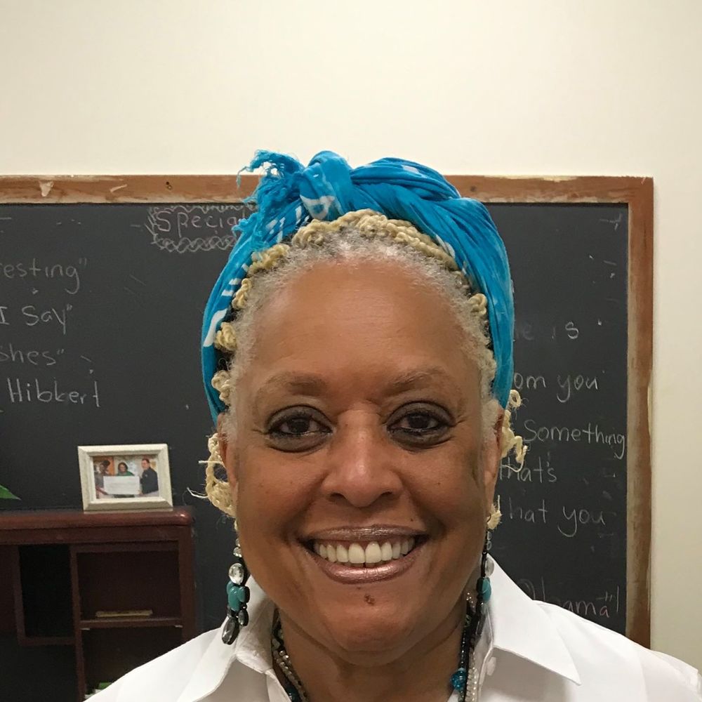 Meet your Posher, Maxine